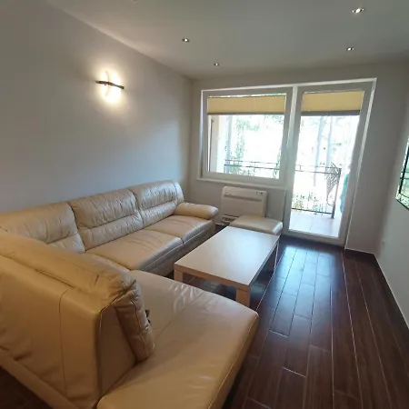 7 Blue Mare Apartman *